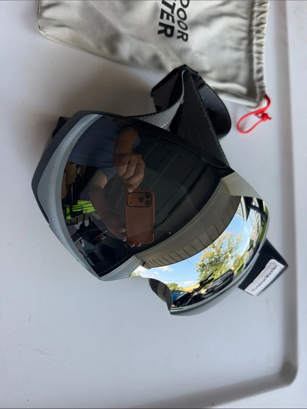 Gray VR Headset with Black Visor - Unbranded